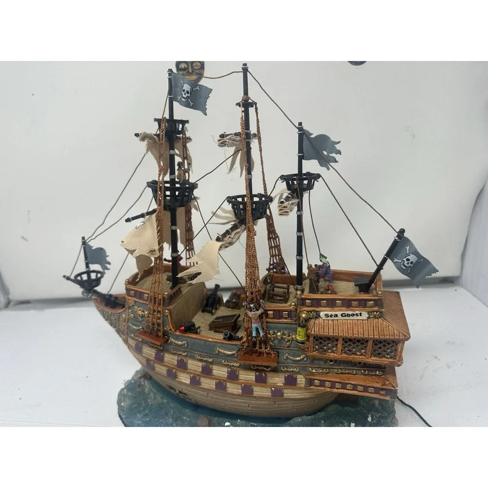 Lemax Spooky Town Galleon Pirate Ship WORKS  NEEDS MINOR  REPAIR  34760 Vtg